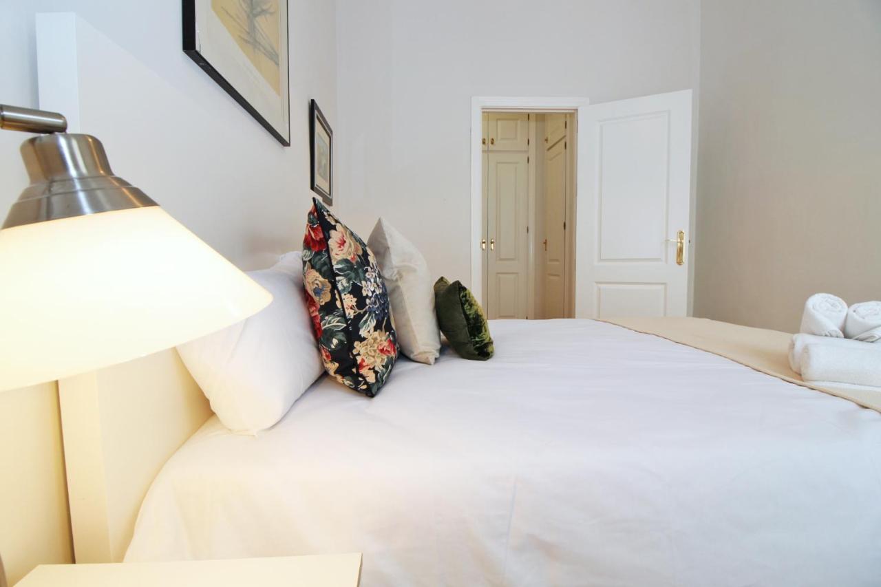 Del Parque Flats - Premium - Maestre Appartement Málaga Buitenkant foto